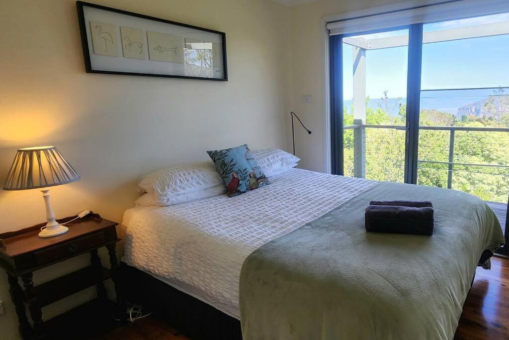 Narrow Neck Views - Peaceful 4 Bedroom Home With Stunning Views! Katoomba Exterior photo