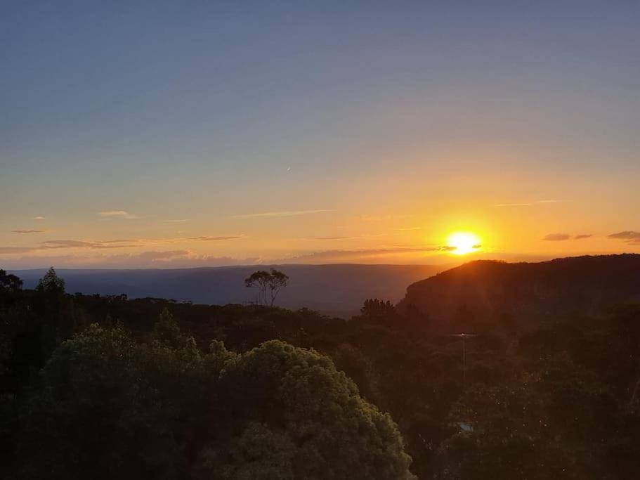 Narrow Neck Views - Peaceful 4 Bedroom Home With Stunning Views! Katoomba Exterior photo